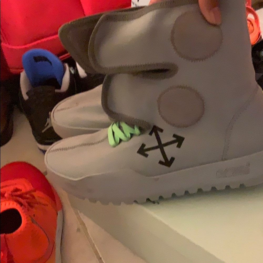 Off White Kicks - image 2